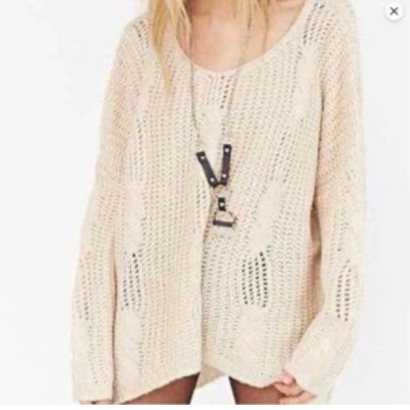 UNIF x Urban Outfitters Women’s Cable Knit Sweater Relaxed Fit Cream Size Small - Picture 3 of 9